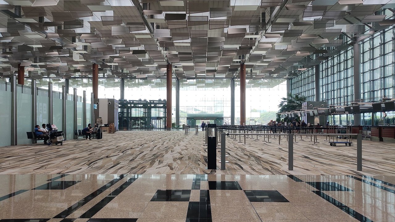 Lapangan Terbang Changi Singapura Terminal 3, permulaan perjalanan ke Johor Bahru