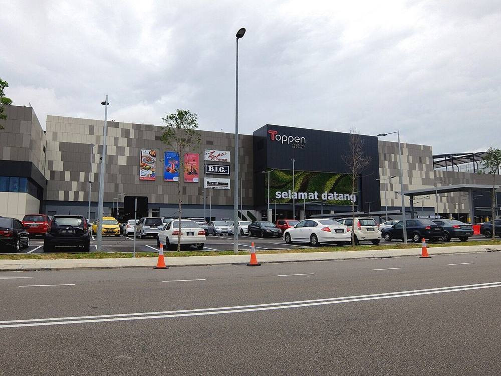 Exterior of Toppen Shopping Centre in Desa Tebrau, Johor Bahru